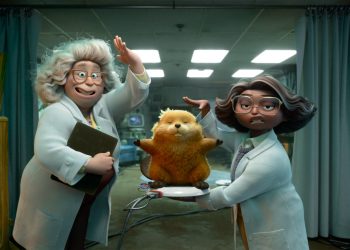 Esai Hoppers: Aktivisme Ekosistem ala Pixar yang Menggugah Nurani